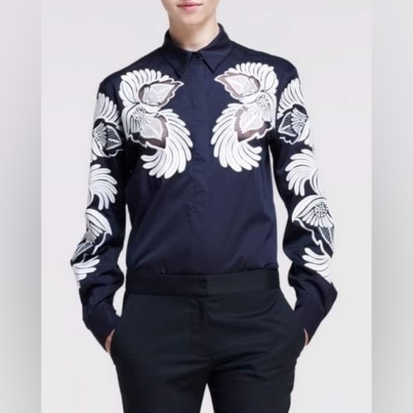 Stella McCartney
Feather-Flower-Embroidered Poplin Shirt size small - Picture 9 of 10
